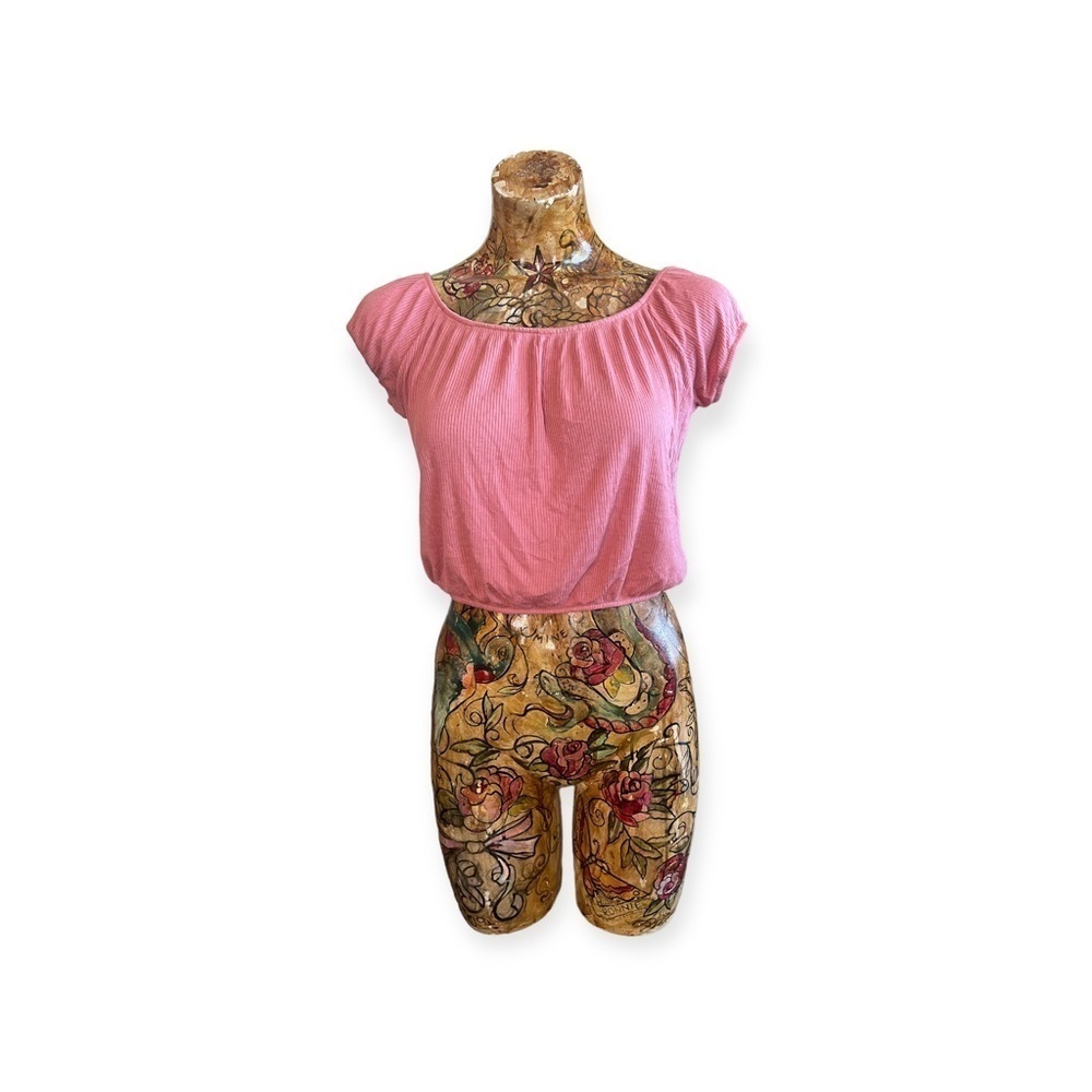 The Hanger pink crop top large